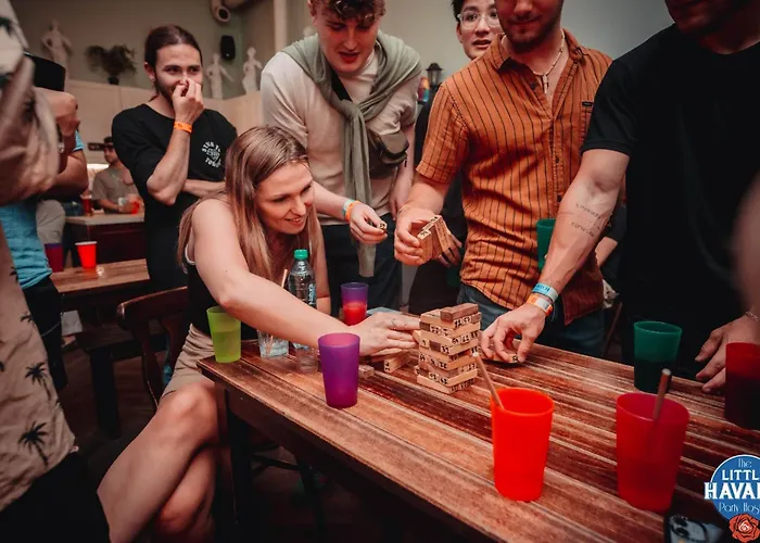 The Little Havana Party Hostel Cracovie